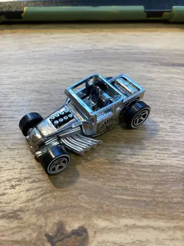 핫휠 Hot Wheels 본 쉐이커 Boneshaker