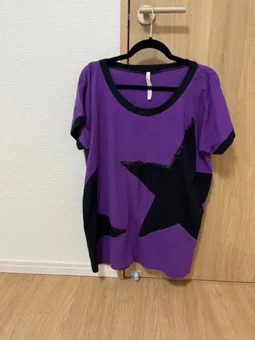 [스나오쿠와하라] M 반팔 티셔츠 별 스팽글 개성있는 멋쟁이