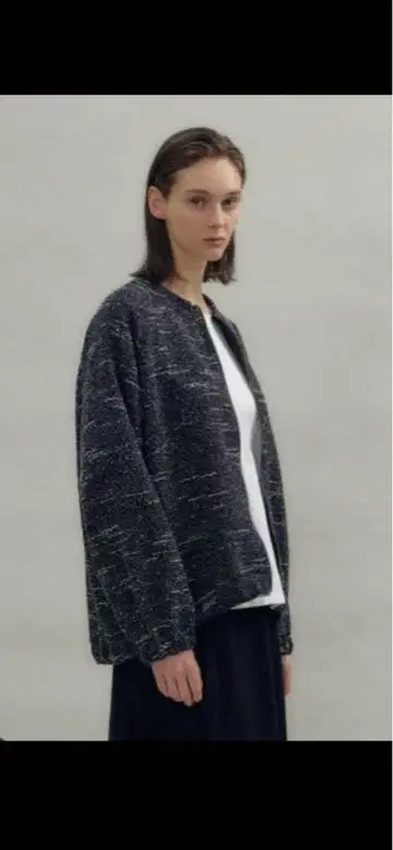 플로렌트 미사용 새상품 아이보리 x 블랙 노카라 자켓 사이즈 1