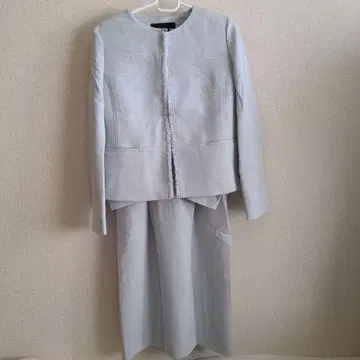 라이트 그레이 원피스 수트 세트