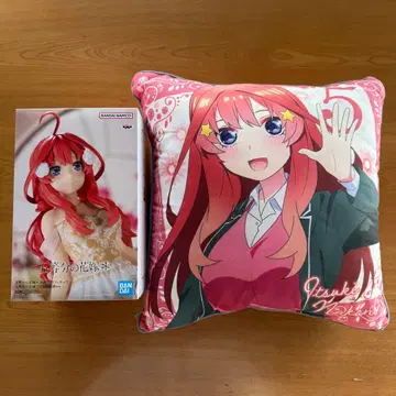 5등분의 신부 나카노 이츠키 피규어 쿠션
