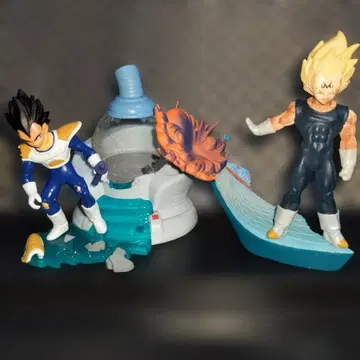 드래곤볼/베지터 액션 피규어 2종 묶음 판매