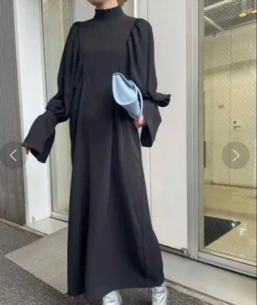 Ameri UPPER VOLUME OVER DRESS S 블랙 아메리