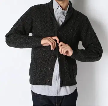 [가격 인하] 다크 그레이 케이블 니트 가디건