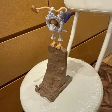 원피스 루피 피규어 스마트폰 스탠드