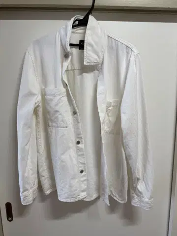 ZARA 화이트 긴팔 셔츠 M