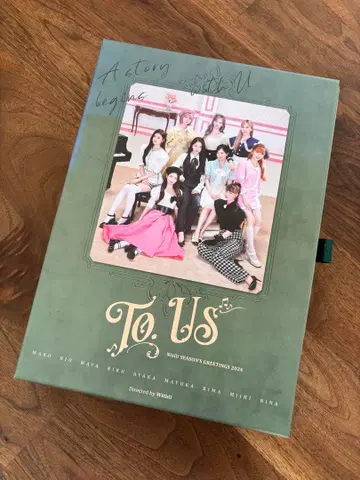 NiziU SEASON'S GREETINGS 2024