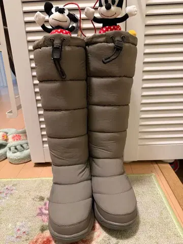 THE NORTH FACE 그레이 다운 부츠