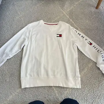 TOMMY HILFIGER 화이트 맨투맨 XL