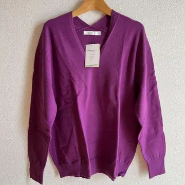 niko and - 새상품.미사용 퍼플 V넥 긴팔 스웨터