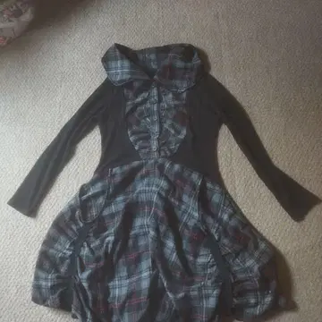 벌룬형 스커트 빨검 그레이 체크 무늬 원피스