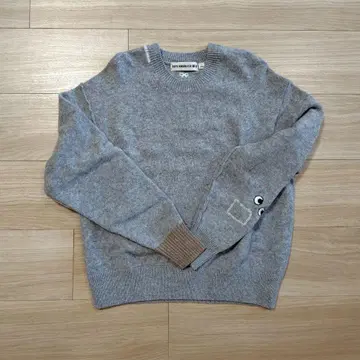 유니클로 x ANYA HINDMARCH 프리미엄 라무 크루넥 스웨터 L