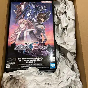 새상품 HG 1/144 데스티니 건담 클리어 컬러 극장판 기념