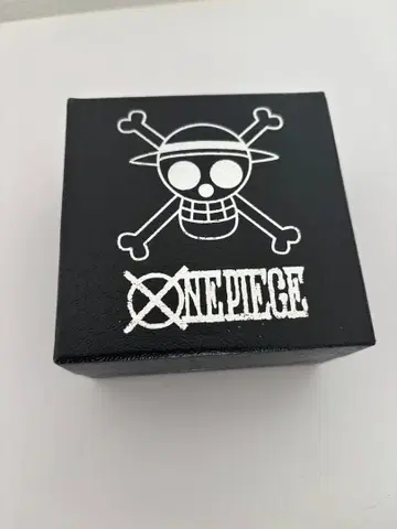 원피스 손목시계 실버