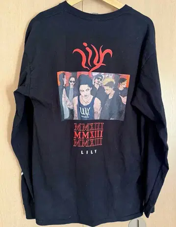 드래곤 애쉬 릴리 롱 슬리브 티셔츠 L 사이즈