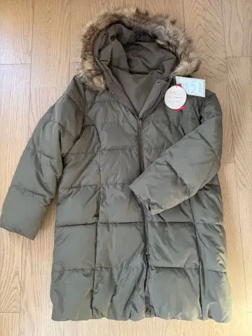 새상품 올리브 그린 퍼 다운 자켓 3L