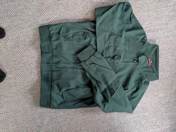 다크 그린 집업 자켓