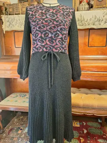 니트 원피스 꽃무늬 리본 포함