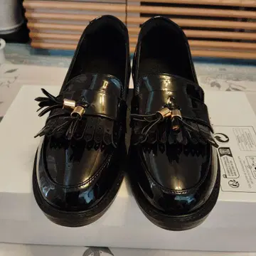 블랙 태슬 로퍼 낮은 힐