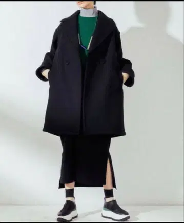 UN3D. 앙슬리드 백 오리가미 코트 멜톤 울 코트