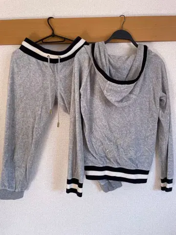 Rady 후드 부착 그레이 셋업 벨로아