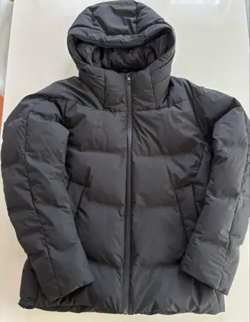 유니클로 심리스 다운 후드티 L 사이즈