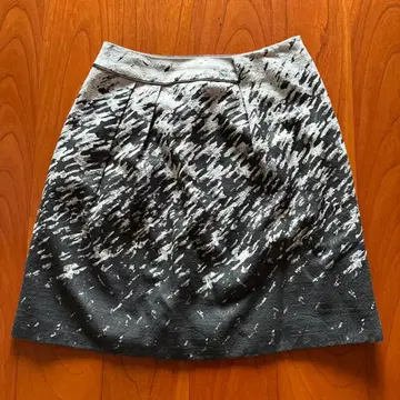 TRUSSARDI 그라데이션 스커트 40