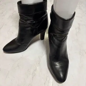 일본제 블랙 가죽 숏부츠 사이즈 23