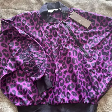 adidas SILK MEGAMANTY 레오파드 무늬 점퍼 M