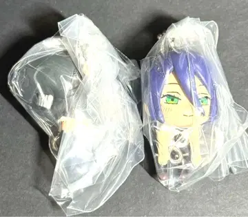 체인소 맨 집게로 집어 연결하는 마스코트 레제 봄