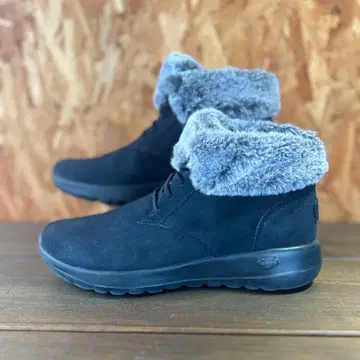 [새상품급] 스케쳐스 방한 부츠 GOGA MAT 탑재 24.5cm