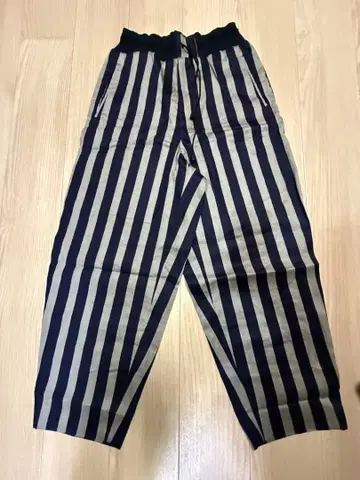 스트라이프 패턴 이지 팬츠 장프랑코