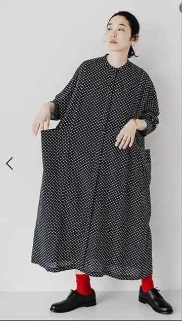 미사용 새상품 ista-ire 나츄란 별주 빅 포켓 원피스 도트