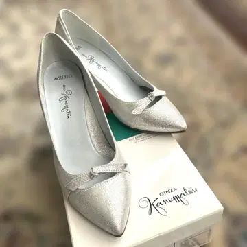 실버 스틸레토 펌프스 23.5cm