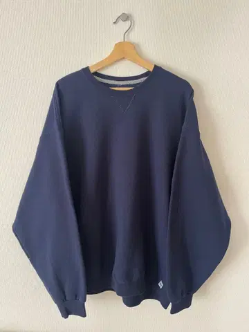 USA RUSSELL 맨투맨