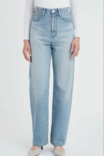 새상품급 야누크 22 레어 LEA TVS