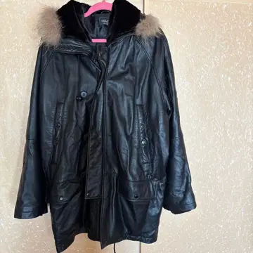 [ DOCK LAND ] 후드 부착 블랙 가죽 자켓