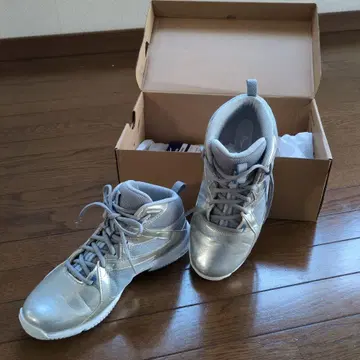 실버 하이컷 스니커즈 박스 포함