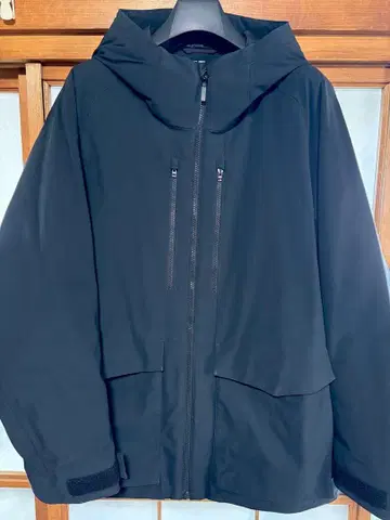 유니클로 하이브리드 다운 파카