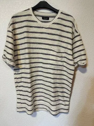 스트라이프 패턴 T셔츠 아이보리 그레이