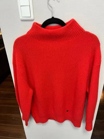 MACKINTOSH 오렌지 하이넥 스웨터 38