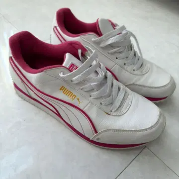 Puma 화이트/핑크 스니커즈