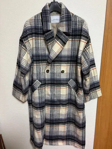 새상품급 titivate 체크 무늬 롱 코트