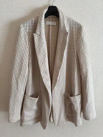 인기 완판템! ZARA 메쉬 디자인 테일러드 자켓