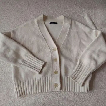 MACPHEE 화이트 가디건 긴팔