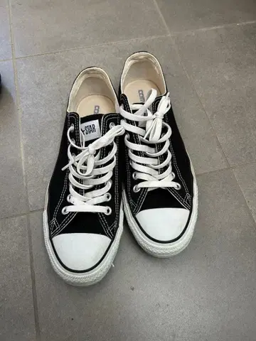 CONVERSE ALL STAR 블랙 로우컷 스니커즈