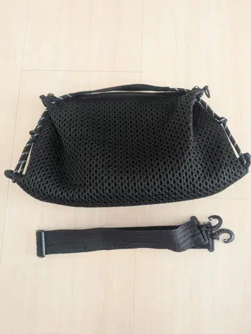 그레이스 블랙 숄더백