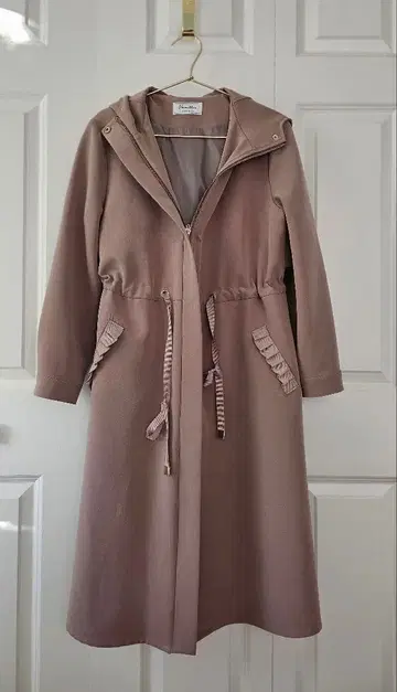 새상품급 le reve vaniller 마운틴 후드 코트 M