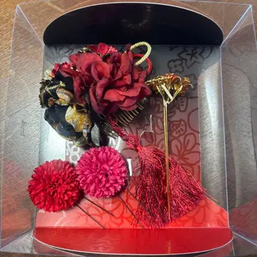 일본 의류 머리 장식 빨강 검정 금 꽃 장식 태슬 포함