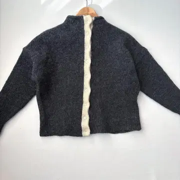 homspun 홈스펀 로빙 플라켓 배색 가디건